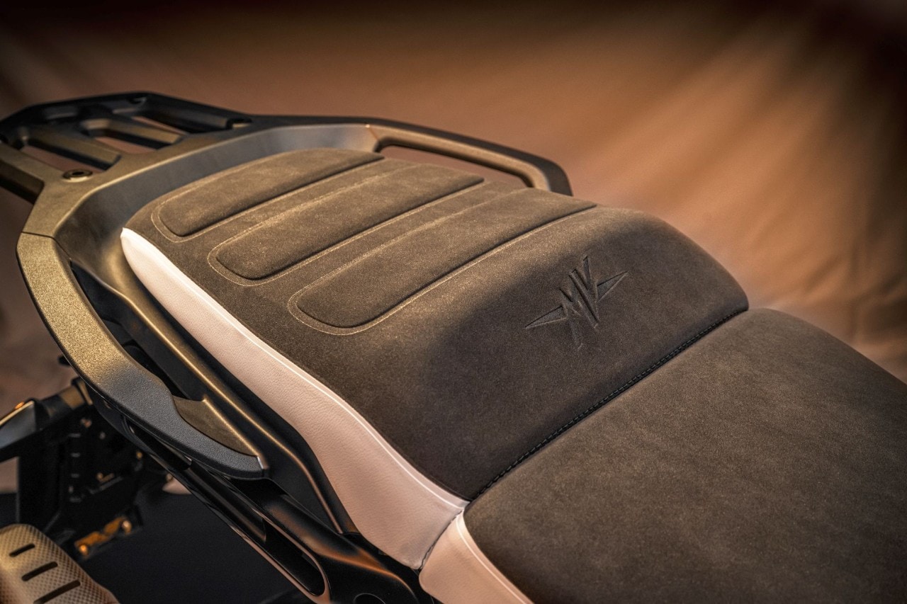 Test ANTEPRIMA - MV Agusta LXP Orioli: lucida follia +VIDEO+